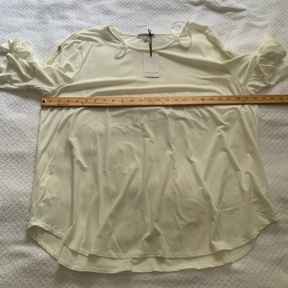 NEW Green Envelope white ruffle button sleeve detail stretchy pullover flowy top - Picture 9 of 10